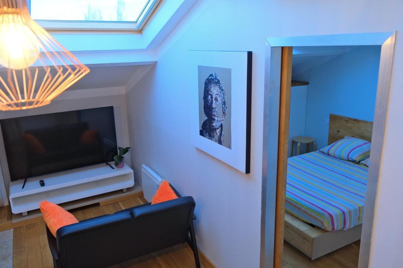 Isabelli Appartement Plein Centre Avec Place De Parking Aix-en-Provence Bagian luar foto